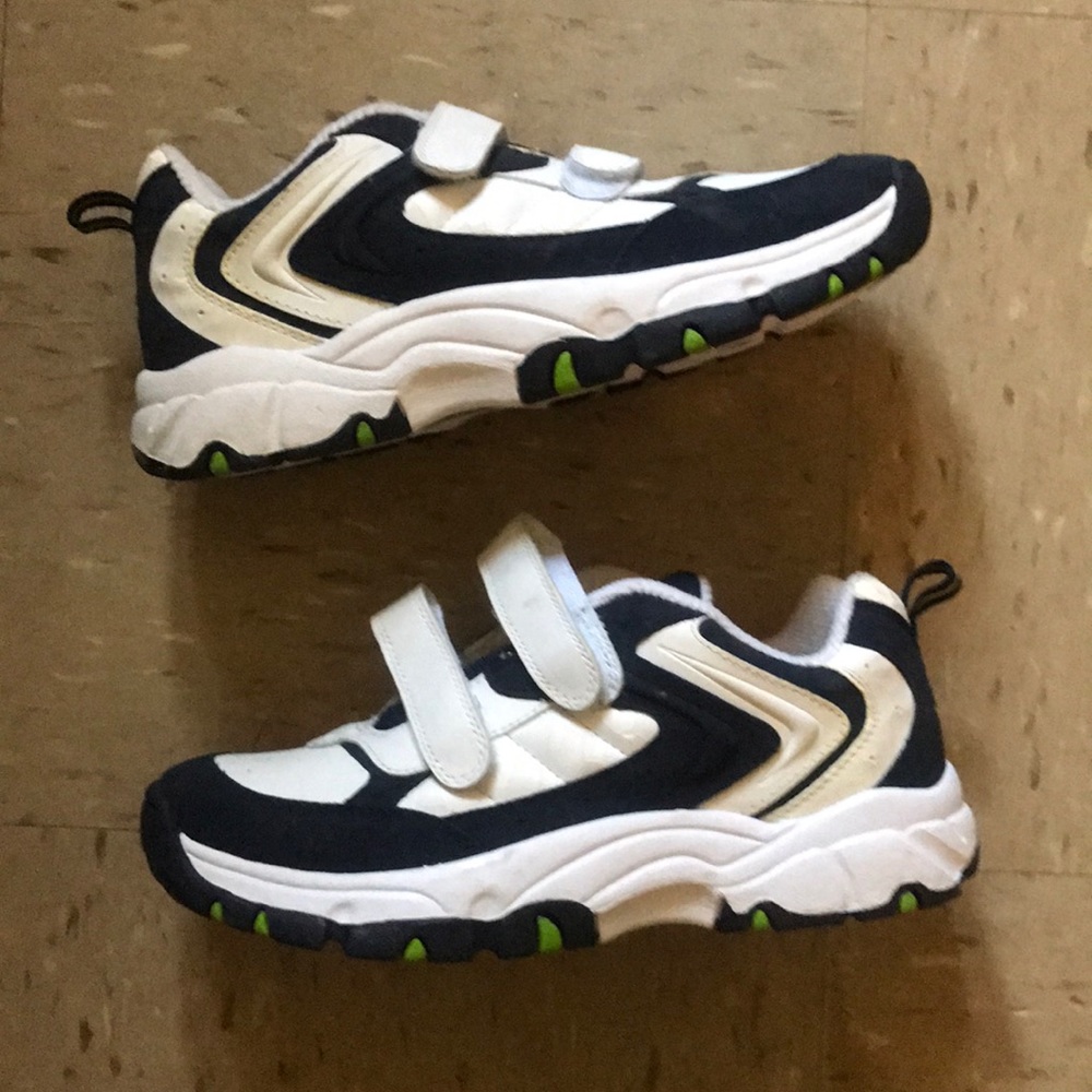 Running sneakers